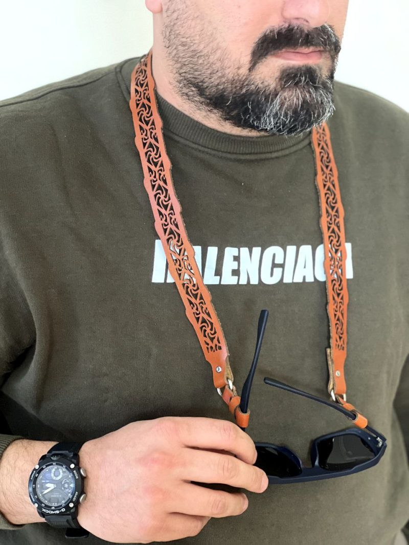 بند عینک مینیمال با مهره فلزی از بندینو – bandinoo.ir