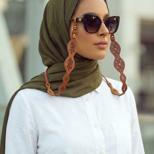 بند عینک شیک زنانه مردانه چرم با طراحی خاص